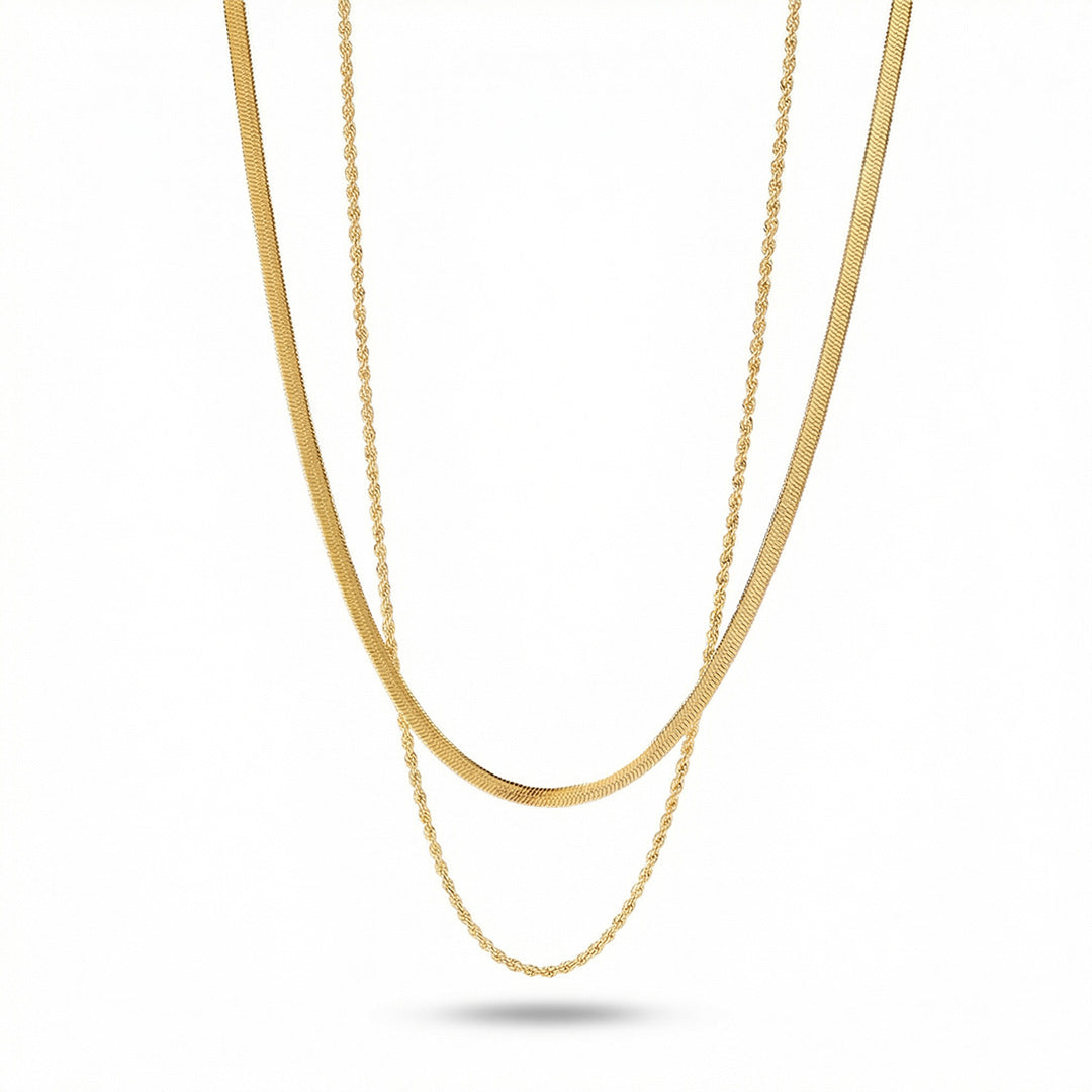 colar minimalista dourado