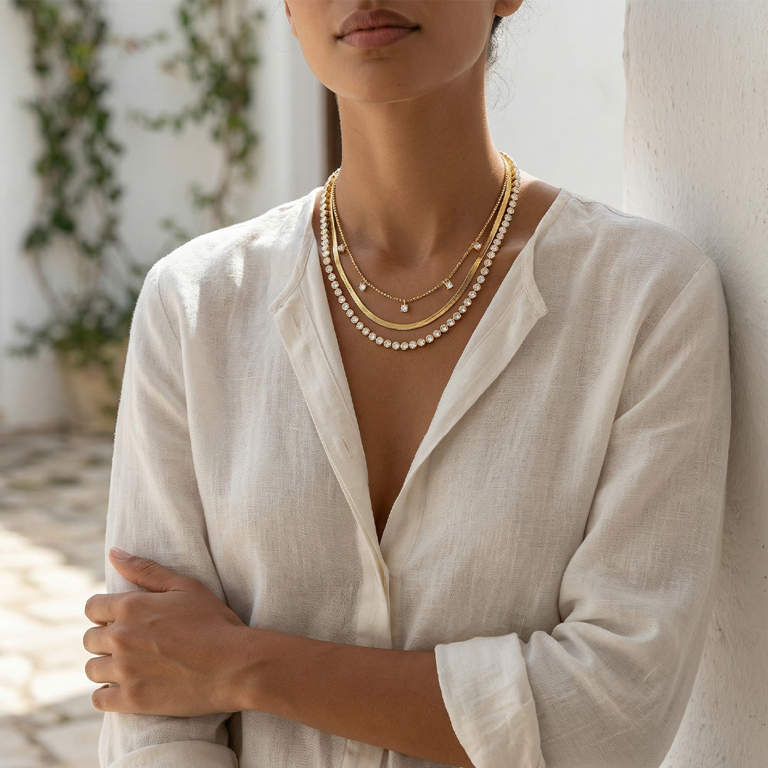 colar feminino elegante dourado