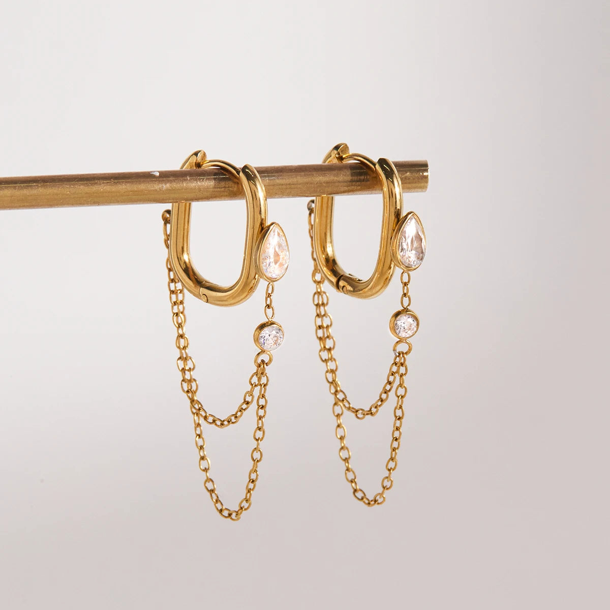 brinco argola ponto de luz